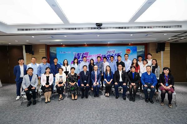 青春心向黨，建功新時(shí)代