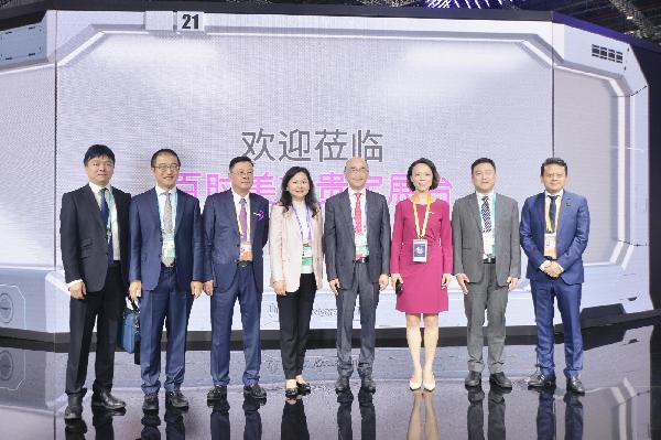 進(jìn)博會(huì)ing | 上藥控股與百時(shí)美施貴寶、杜邦、美迪科舉行簽約儀式